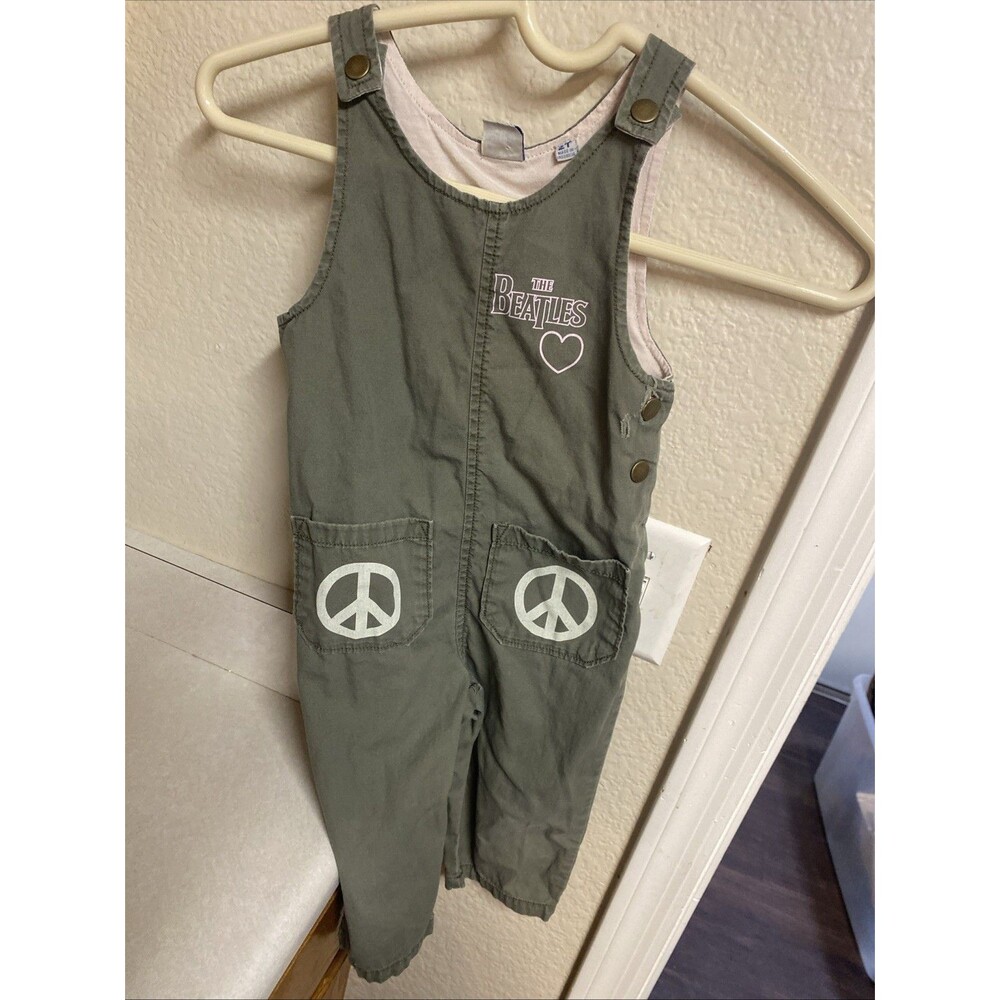 RARE 2018 Junk Food THE BEATLES Toddlers 2T Romper Jumpsuit Overalls Peace Signs